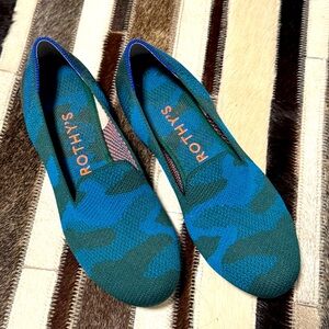 Rothy’s blue camo slip on loafer